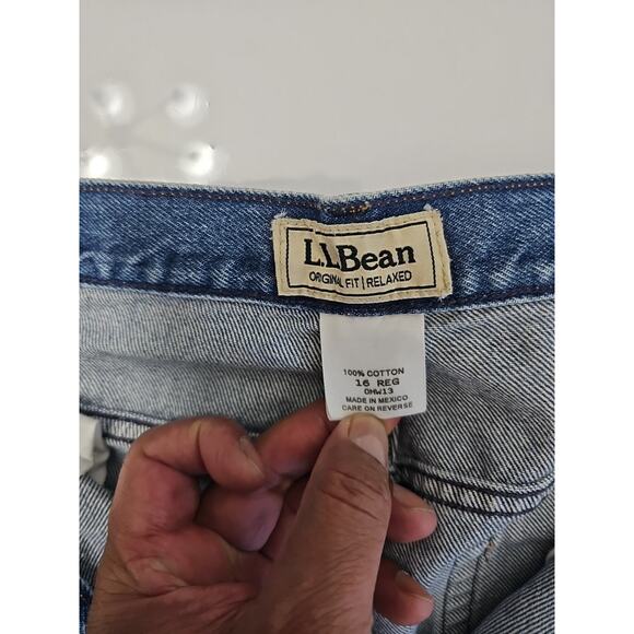 LL Bean Jeans Womens 16 Regular Blue Stonewashed Original Fit Relaxed - Picture 2 of 3